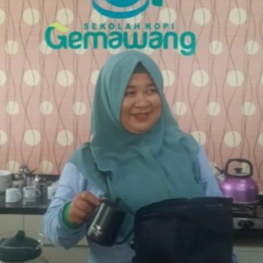 Sundari Januryatin, S.Pd